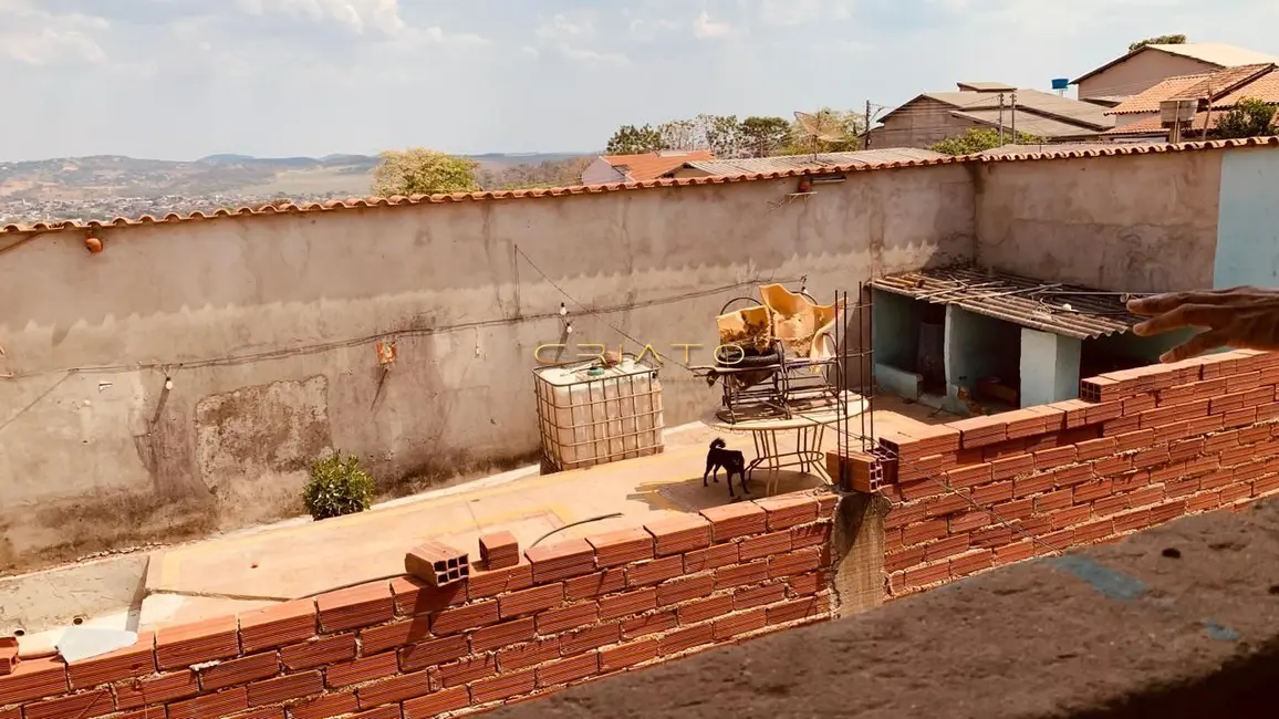 Casa com 3 quartos à venda, 69m2 em Itamaraty 4ª Etapa, Anapolis - GO - imagem 2 Foto 2 de Casa com 3 quartos à venda, 69m2 em Itamaraty 4ª Etapa, Anapolis - GO