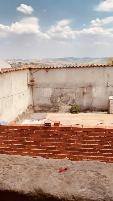 Casa com 3 quartos à venda, 69m2 em Itamaraty 4ª Etapa, Anapolis - GO - imagem 8 Foto 8 de Casa com 3 quartos à venda, 69m2 em Itamaraty 4ª Etapa, Anapolis - GO