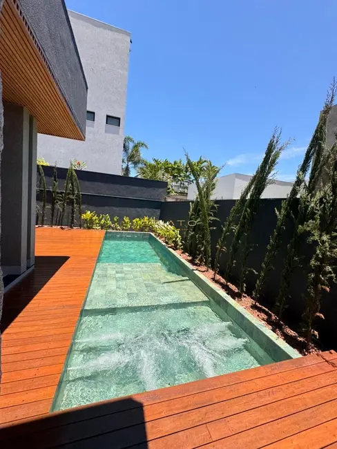 Foto 1 de Casa com 3 quartos à venda, 239m2 em Residencial Anaville, Anapolis - GO