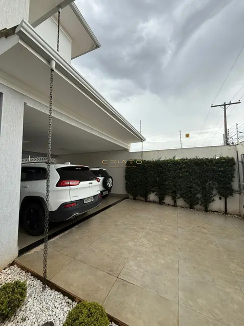 Foto 1 de Casa com 4 quartos à venda, 440m2 em Jundiaí, Anapolis - GO