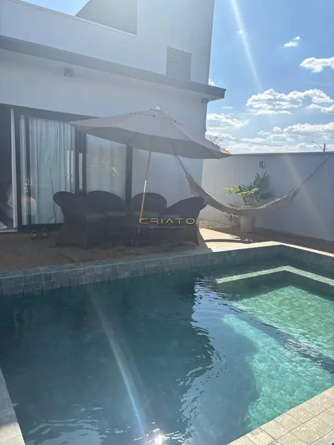 Foto 2 de Casa com 3 quartos à venda, 216m2 em Anapolis - GO