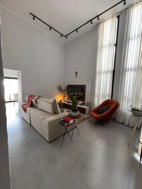 Foto 5 de Casa com 3 quartos à venda, 216m2 em Anapolis - GO