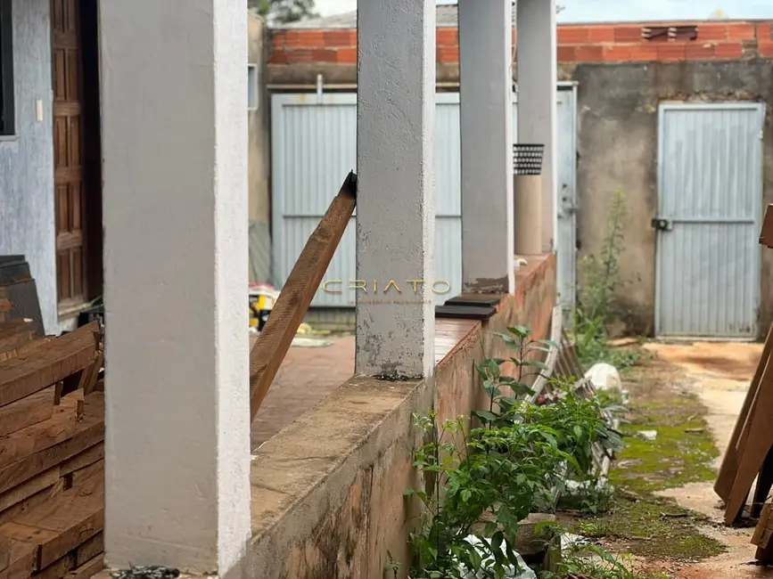 Foto 2 de Casa com 4 quartos à venda, 480m2 em Jardim das Américas 1ª Etapa, Anapolis - GO