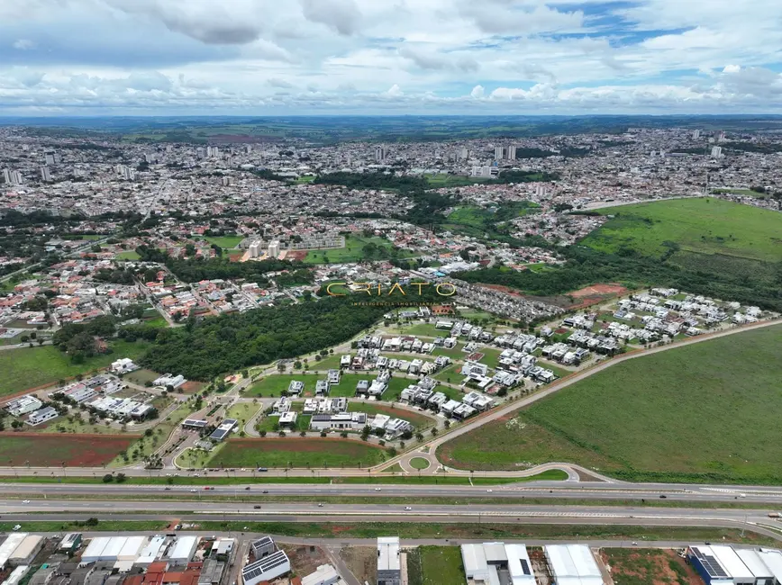 Foto 3 de Terreno / Lote à venda, 436m2 em Anapolis - GO