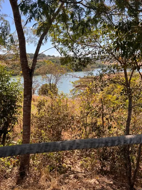 Casa com 3 quartos à venda, 173m2 em Centro, Abadiania - GO - imagem 8 Foto 8 de Casa com 3 quartos à venda, 173m2 em Centro, Abadiania - GO