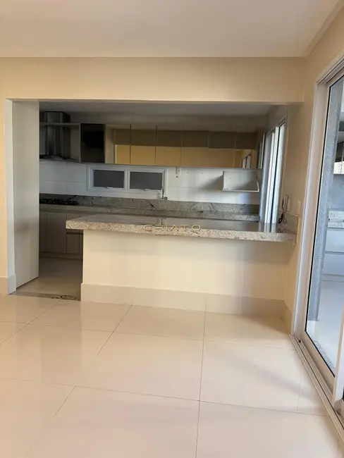 Foto 9 de Apartamento com 3 quartos à venda, 132m2 em Setor Bueno, Goiania - GO