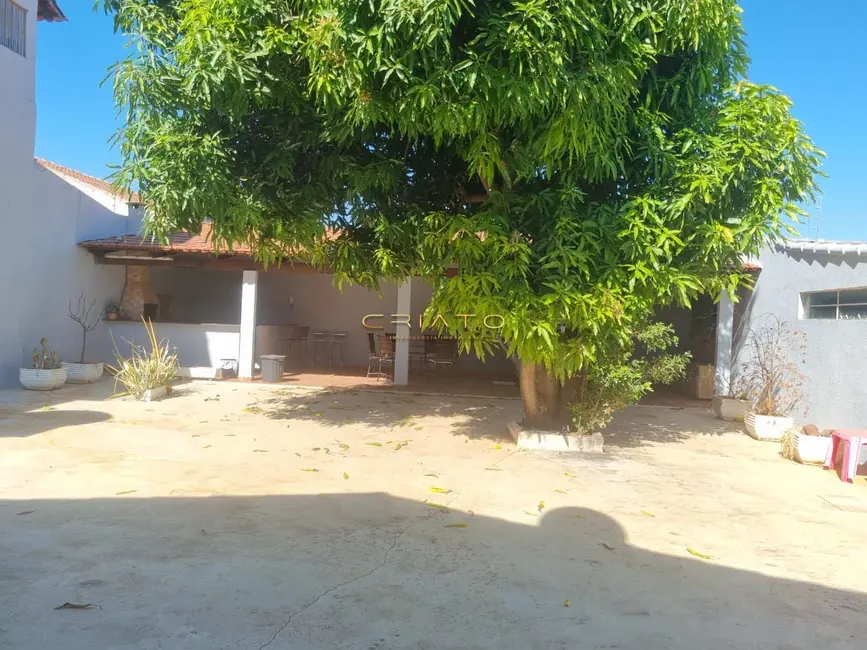 Foto 3 de Casa com 3 quartos à venda, 252m2 em Jardim América, Goiania - GO