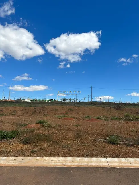 Foto 1 de Terreno / Lote à venda, 360m2 em Jardim Ibirapuera, Anapolis - GO
