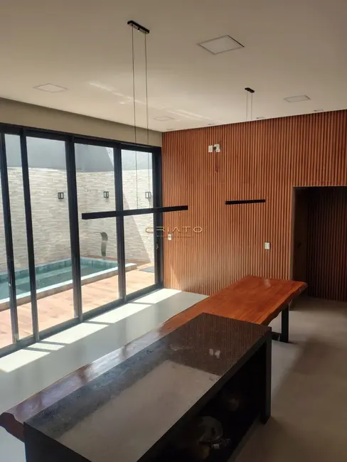 Foto 3 de Casa com 3 quartos à venda, 200m2 em Setor Sul Jamil Miguel, Anapolis - GO