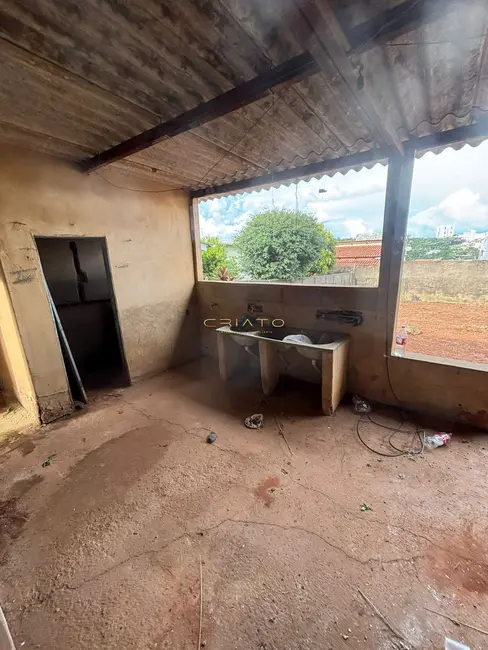 Foto 7 de Casa com 3 quartos à venda, 200m2 em Maracanã, Anapolis - GO