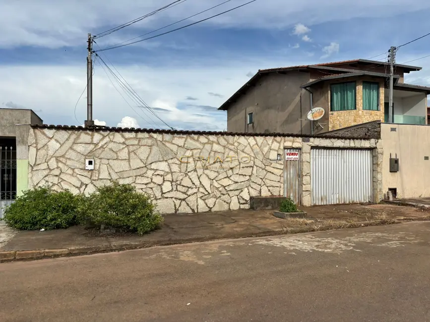 Foto 3 de Casa com 3 quartos à venda, 200m2 em Maracanã, Anapolis - GO