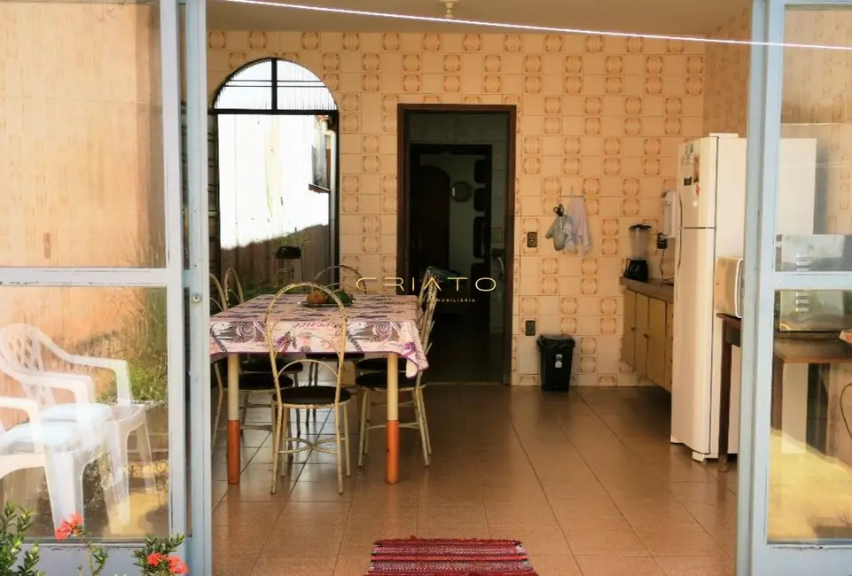 Foto 4 de Casa com 4 quartos à venda, 280m2 em Vila Góis, Anapolis - GO