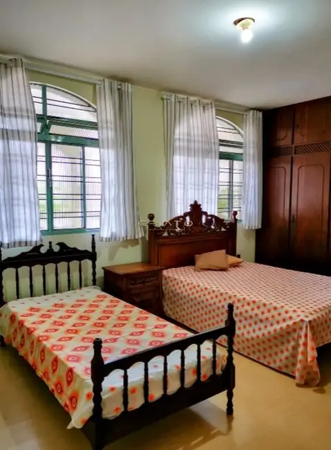 Foto 9 de Casa com 4 quartos à venda, 280m2 em Vila Góis, Anapolis - GO