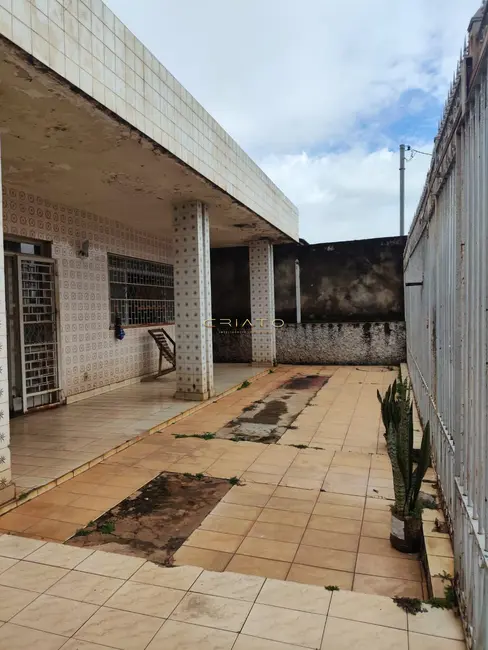 Foto 1 de Casa com 3 quartos à venda, 241m2 em Vila Góis, Anapolis - GO