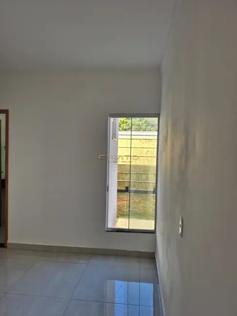 Casa com 3 quartos à venda, 110m2 em Santos Dumont, Anapolis - GO - imagem 2 Foto 2 de Casa com 3 quartos à venda, 110m2 em Santos Dumont, Anapolis - GO