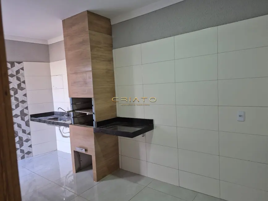 Casa com 3 quartos à venda, 110m2 em Santos Dumont, Anapolis - GO - imagem 8 Foto 8 de Casa com 3 quartos à venda, 110m2 em Santos Dumont, Anapolis - GO