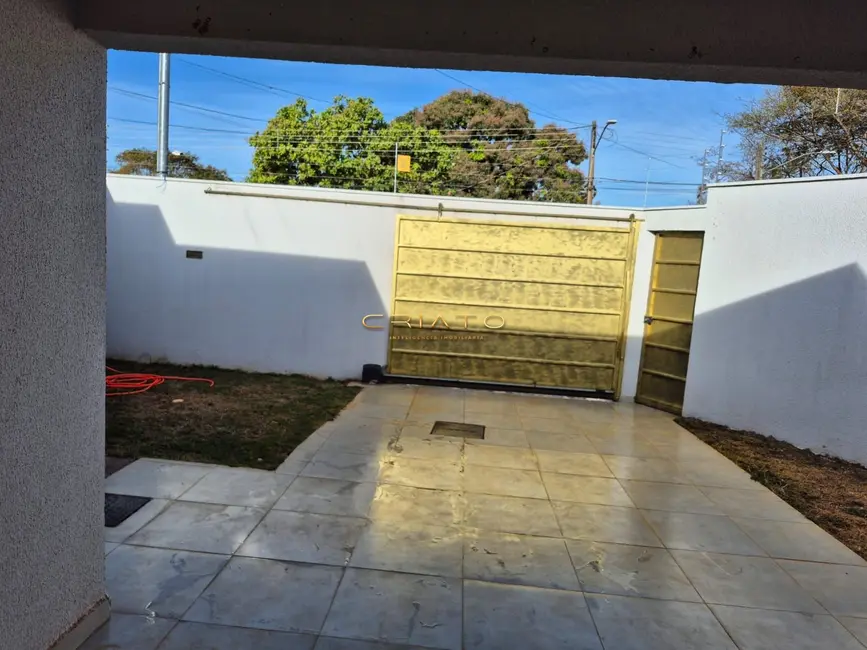 Casa com 3 quartos à venda, 110m2 em Santos Dumont, Anapolis - GO - imagem 1 Foto 1 de Casa com 3 quartos à venda, 110m2 em Santos Dumont, Anapolis - GO
