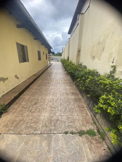 Casa com 3 quartos à venda, 119m2 em Vila Góis, Anapolis - GO - imagem 4 Foto 4 de Casa com 3 quartos à venda, 119m2 em Vila Góis, Anapolis - GO