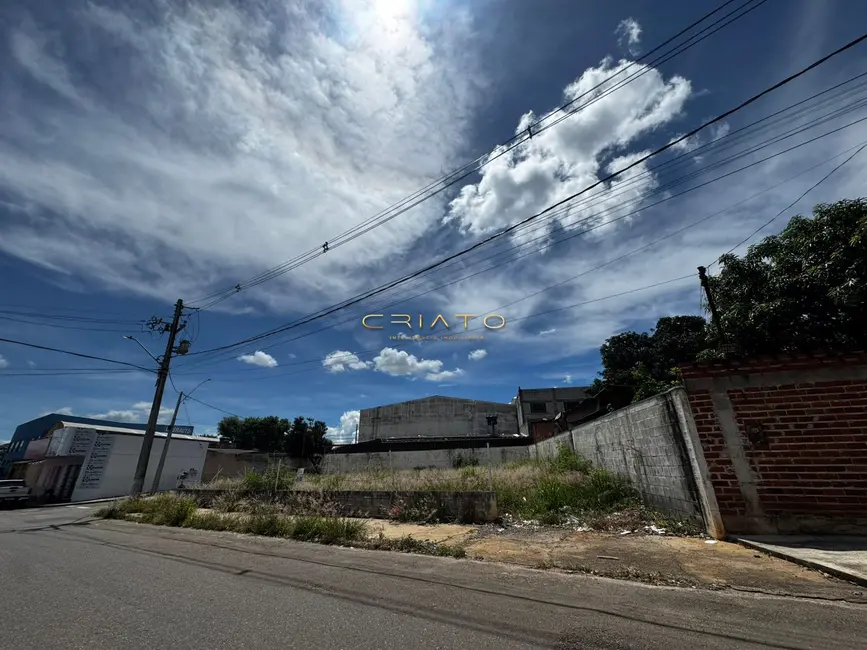 Foto 3 de Terreno / Lote à venda, 360m2 em Boa Vista, Anapolis - GO
