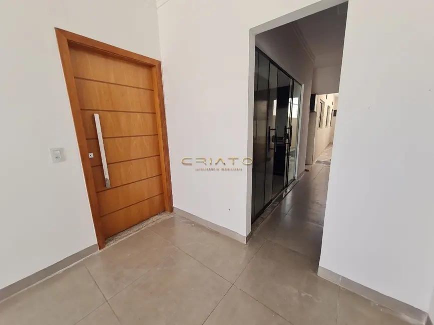 Casa com 3 quartos à venda, 100m2 em Anapolis - GO - imagem 5 Foto 5 de Casa com 3 quartos à venda, 100m2 em Anapolis - GO
