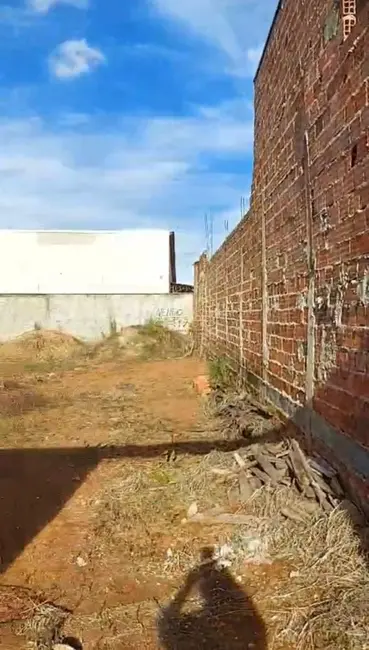 Foto 2 de Terreno / Lote à venda, 420m2 em Anápolis City, Anapolis - GO