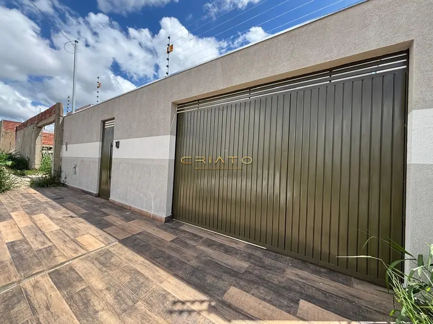 Foto 3 de Casa com 3 quartos à venda, 120m2 em Anapolis - GO