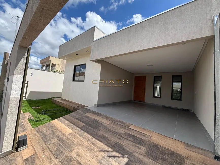 Foto 2 de Casa com 3 quartos à venda, 120m2 em Anapolis - GO