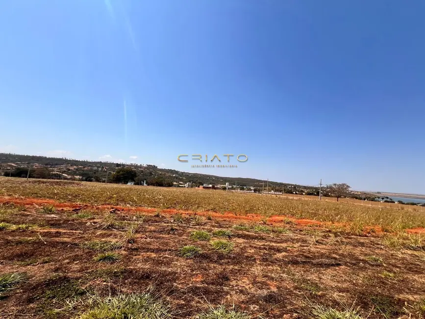 Foto 1 de Terreno / Lote à venda, 505m2 em Centro, Abadiania - GO