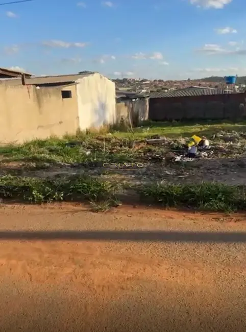 Foto 1 de Terreno / Lote à venda, 360m2 em Vila Mariana, Anapolis - GO