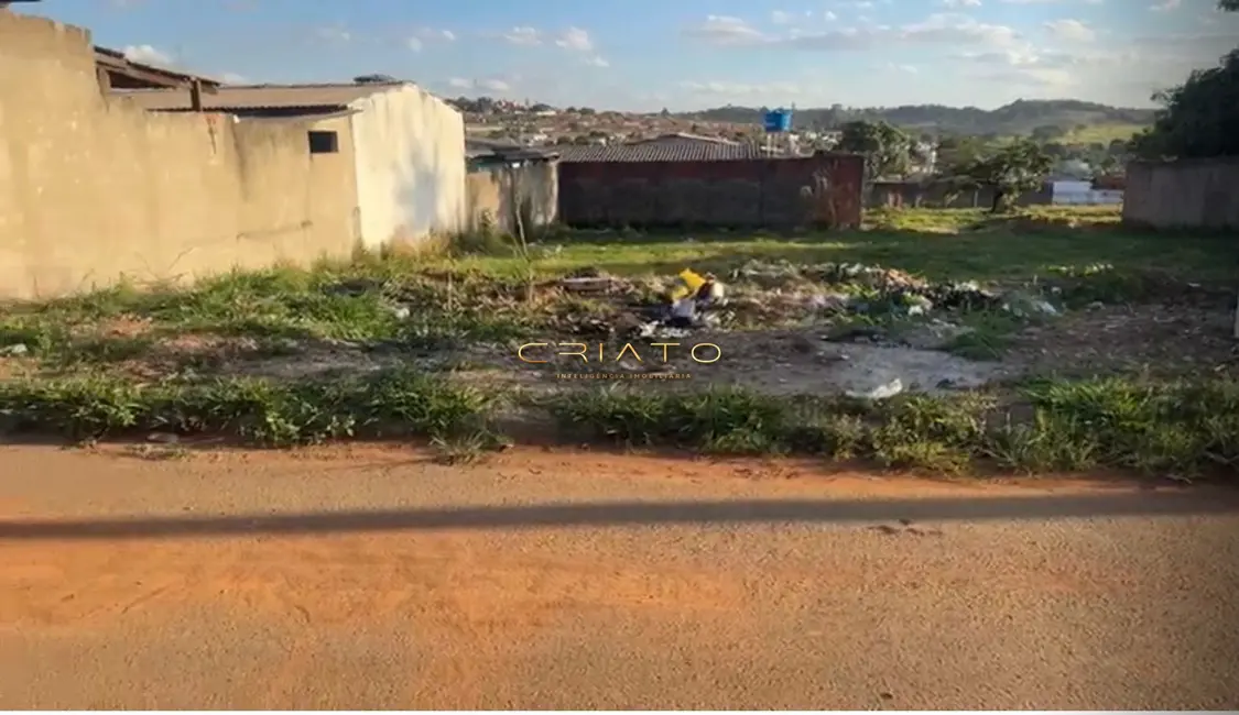 Foto 3 de Terreno / Lote à venda, 360m2 em Vila Mariana, Anapolis - GO