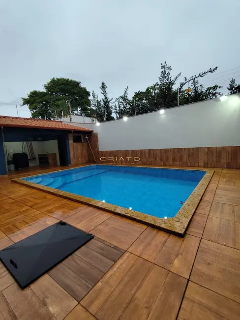 Foto 9 de Sobrado com 3 quartos à venda, 204m2 em Anápolis City, Anapolis - GO