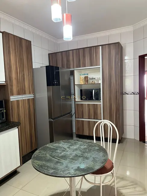 Foto 2 de Casa com 3 quartos à venda, 250m2 em Chácaras Americanas, Anapolis - GO