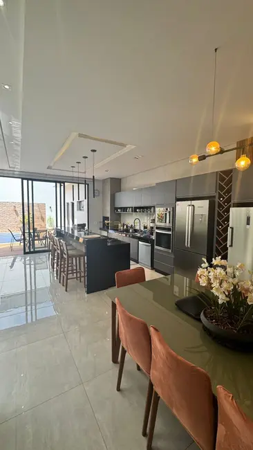 Foto 5 de Casa de Condomínio com 3 quartos à venda, 217m2 em Condomínio Residencial Grand Trianon, Anapolis - GO