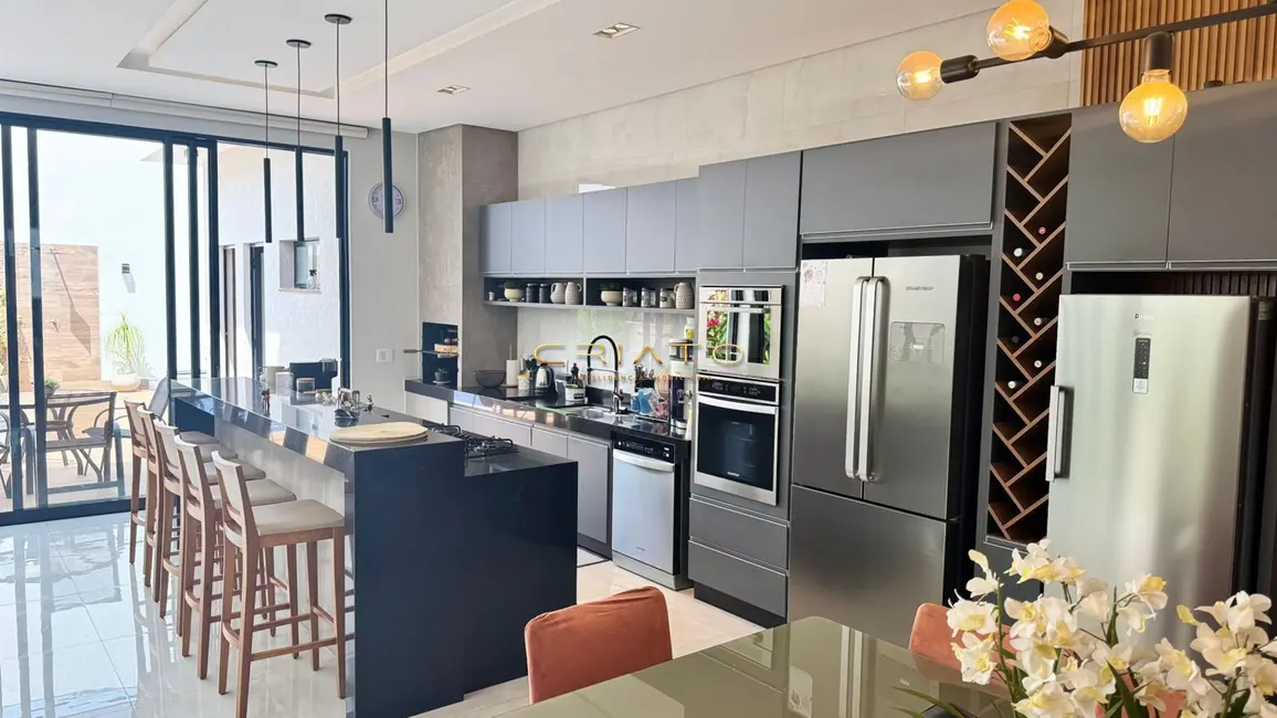 Foto 4 de Casa de Condomínio com 3 quartos à venda, 217m2 em Condomínio Residencial Grand Trianon, Anapolis - GO