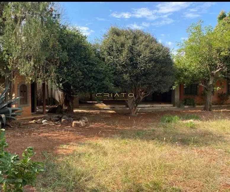 Foto 1 de Terreno / Lote à venda, 894m2 em Jundiaí, Anapolis - GO