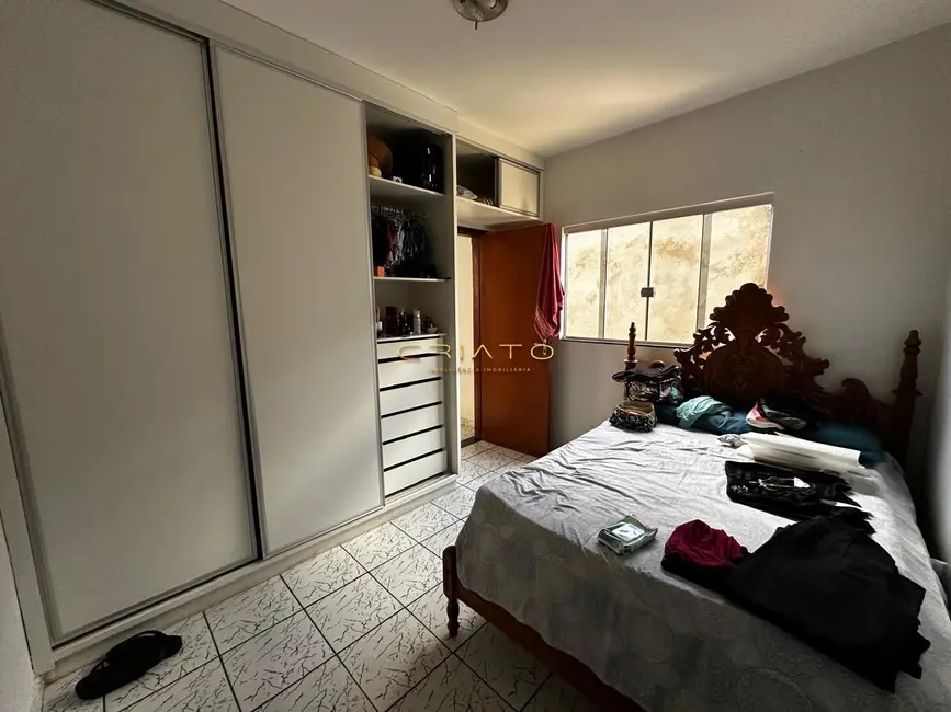Foto 5 de Casa com 3 quartos à venda, 300m2 em Calixtolândia, Anapolis - GO