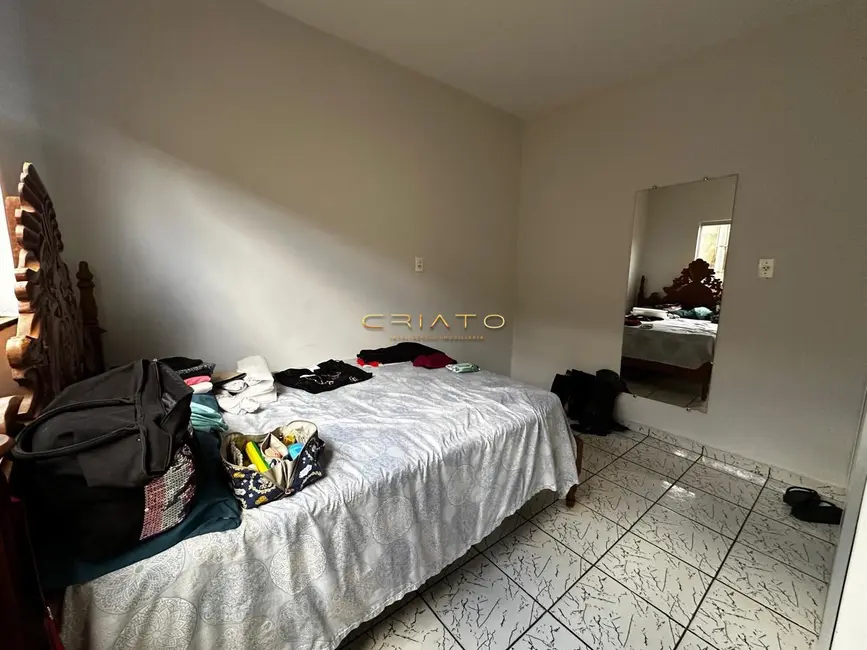 Foto 4 de Casa com 3 quartos à venda, 300m2 em Calixtolândia, Anapolis - GO