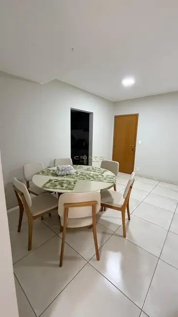 Foto 3 de Apartamento com 3 quartos à venda, 79m2 em Conjunto IAPC, Anapolis - GO