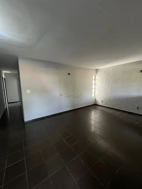 Foto 5 de Apartamento com 3 quartos à venda, 107m2 em Reverendo Archibald, Anapolis - GO