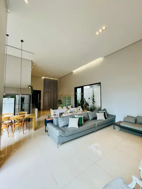 Foto 5 de Casa de Condomínio com 4 quartos à venda, 250m2 em Condomínio Residencial Belas Artes, Anapolis - GO