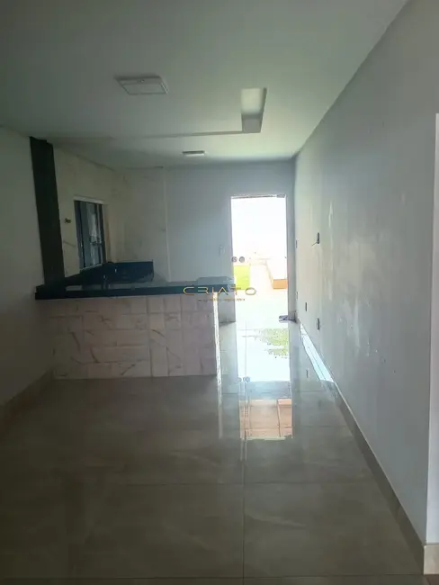 Foto 3 de Casa com 3 quartos à venda, 230m2 em Santo Antônio, Anapolis - GO