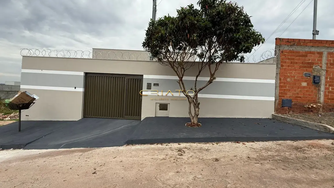 Foto 1 de Casa com 3 quartos à venda, 158m2 em Residencial Ildefonso Limírio, Anapolis - GO