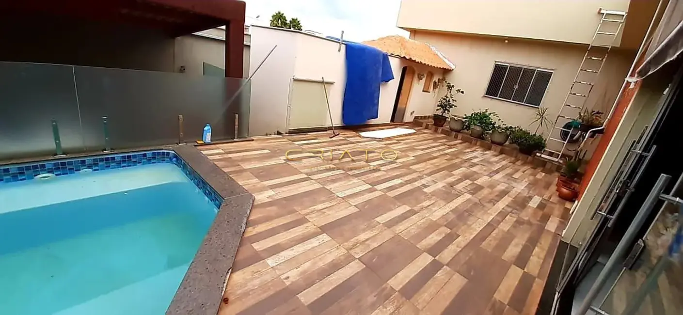Foto 2 de Casa de Condomínio com 4 quartos à venda, 331m2 em Anapolis - GO