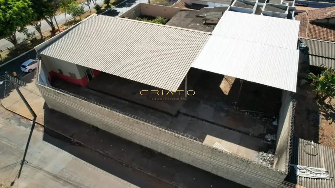 Armazém / Galpão com 1 quarto à venda, 655m2 em Parque dos Pirineus, Anapolis - GO - imagem 3 Foto 3 de Armazém / Galpão com 1 quarto à venda, 655m2 em Parque dos Pirineus, Anapolis - GO