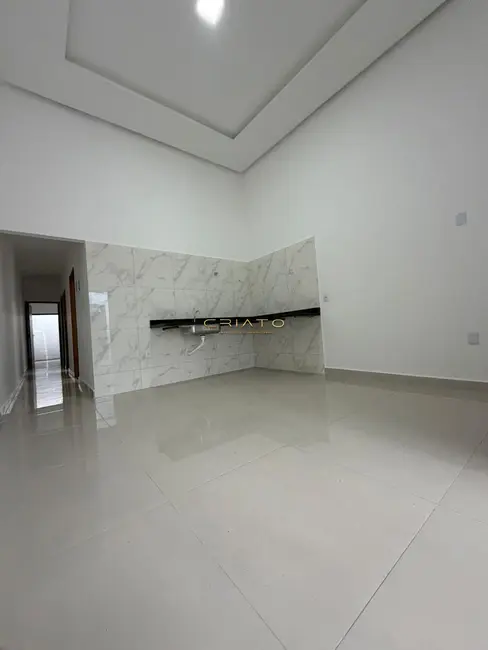 Foto 2 de Casa com 3 quartos à venda, 70m2 em Anapolis - GO