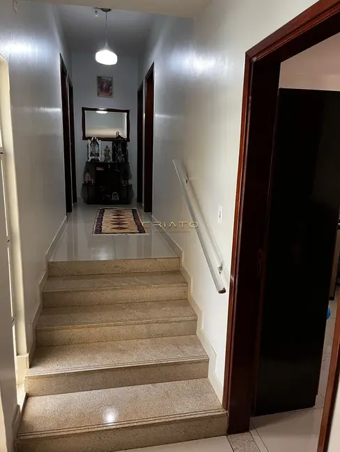 Foto 9 de Casa com 4 quartos à venda, 188m2 em Anápolis City, Anapolis - GO
