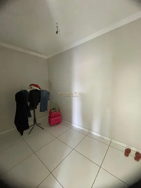 Foto 8 de Sobrado com 3 quartos à venda, 250m2 em Anapolis - GO