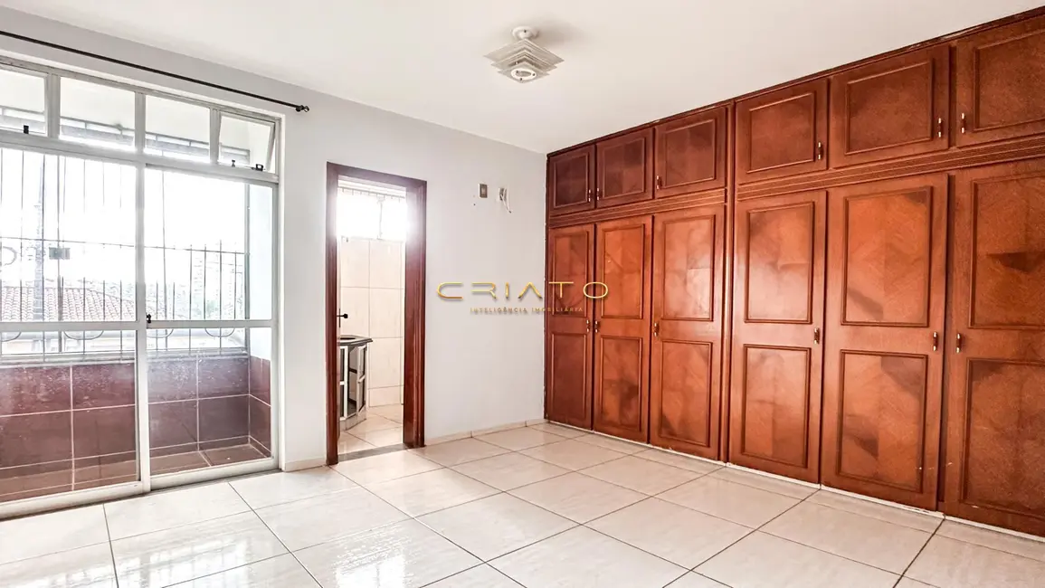 Apartamento com 3 quartos à venda, 186m2 em Jardim Bandeirante, Anapolis - GO - imagem 8 Foto 8 de Apartamento com 3 quartos à venda, 186m2 em Jardim Bandeirante, Anapolis - GO