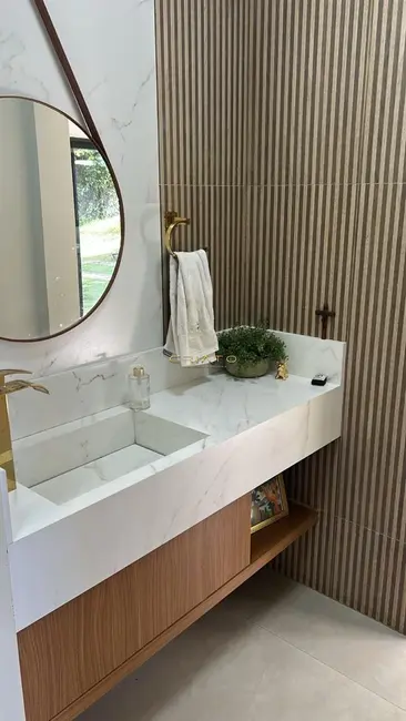 Foto 8 de Casa de Condomínio com 5 quartos à venda, 320m2 em Anapolis - GO