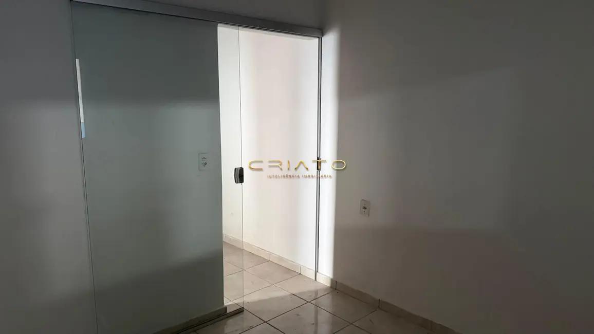 Foto 9 de Armazém / Galpão com 1 quarto para alugar, 350m2 em Parque Calixtópolis, Anapolis - GO